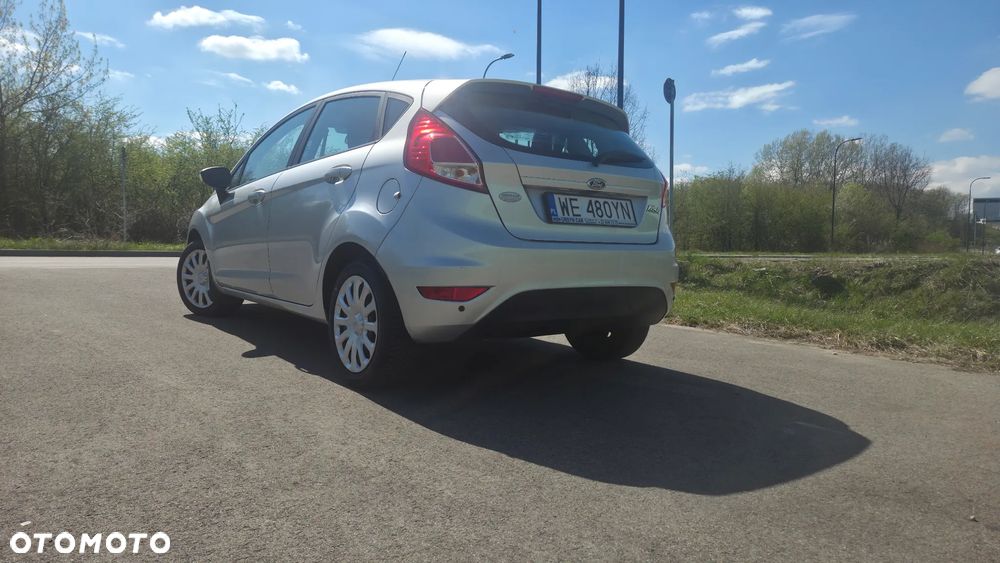 Ford Fiesta 1.4 Trend EU5 - 9