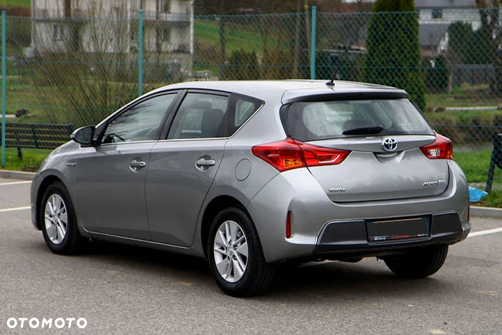 Toyota Auris 1.8 VVT-i Hybrid Automatik Comfort - 4
