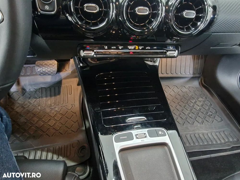 Mercedes-Benz A 200 - 8