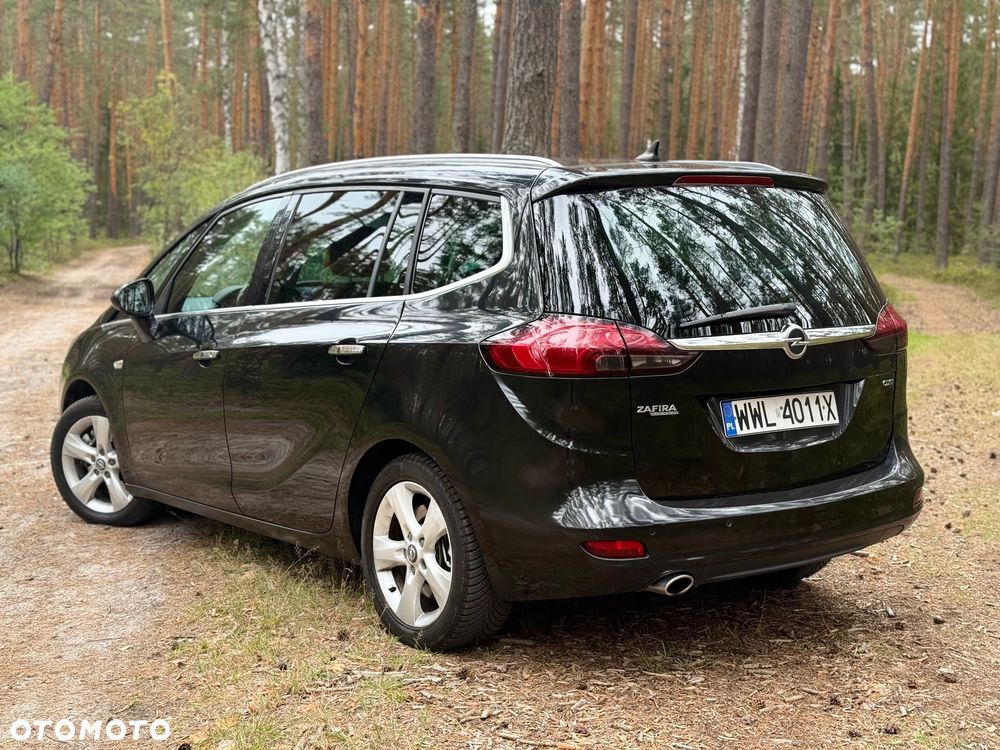 Opel Zafira - 14