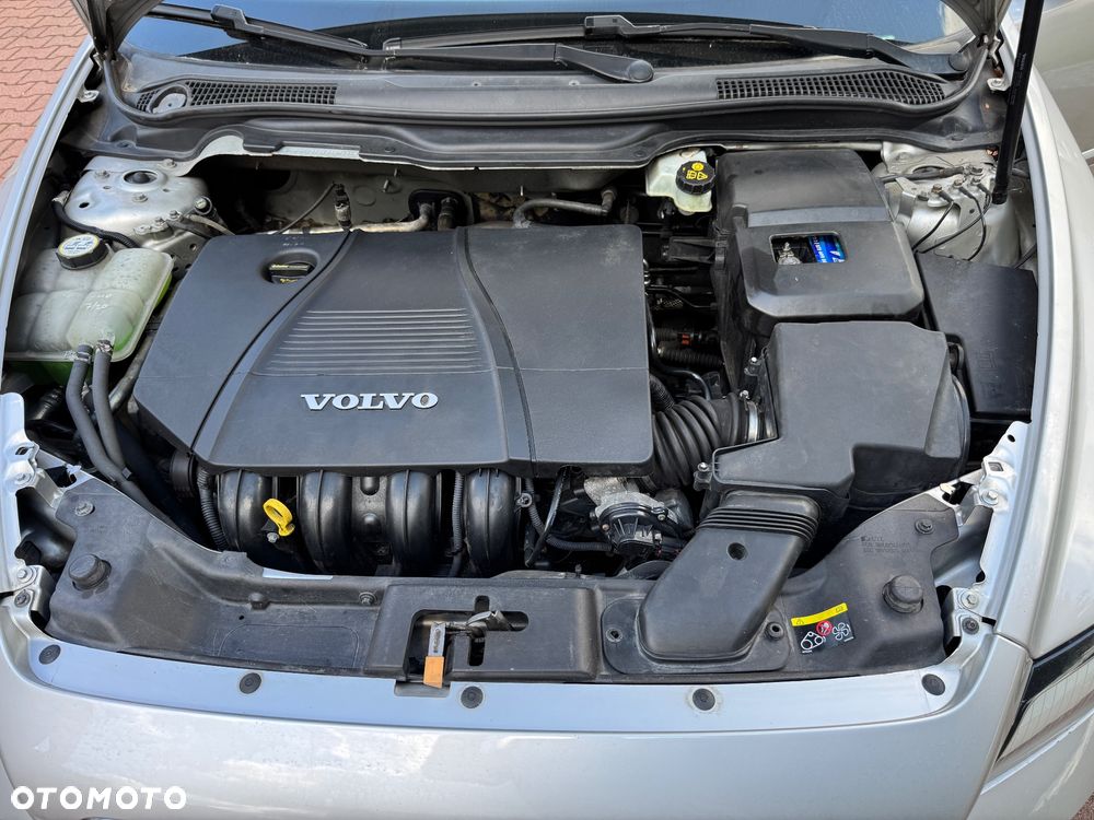 Volvo V50 2.0 - 17
