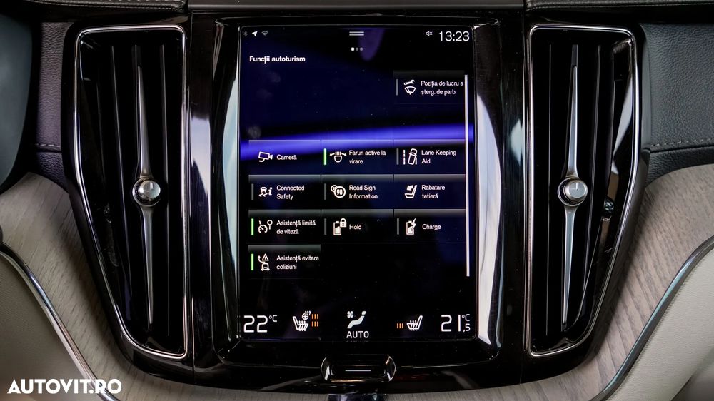 Volvo XC 60 Recharge T6 Twin Engine eAWD Inscription Expression - 12