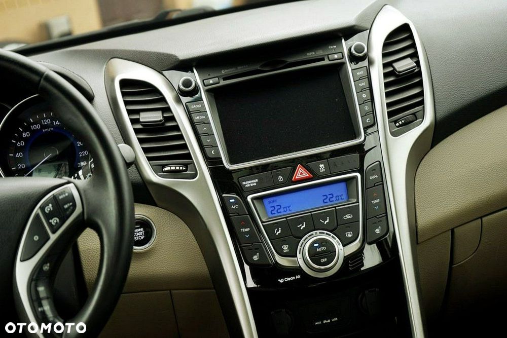 Hyundai i30 - 24