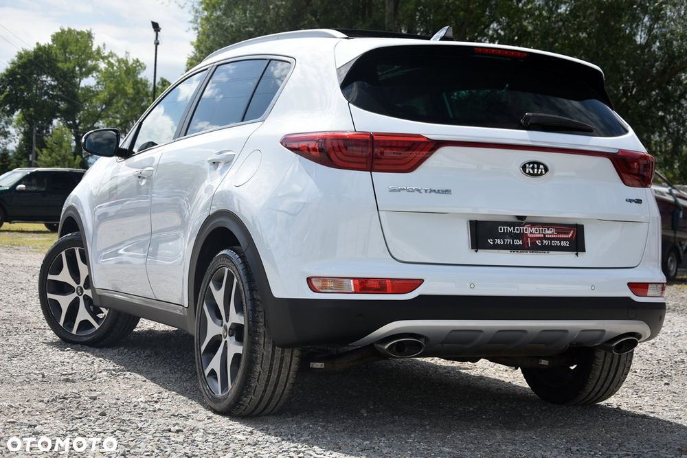 Kia Sportage 2,0 CRDI AWD GT Line - 4