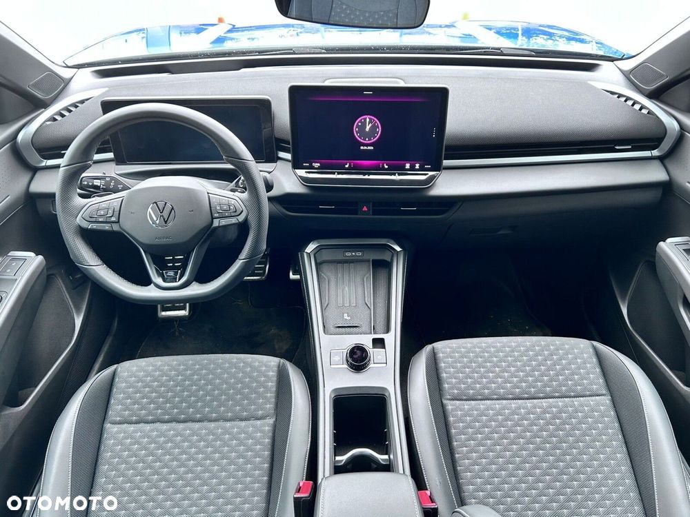 Volkswagen T-Roc - 14