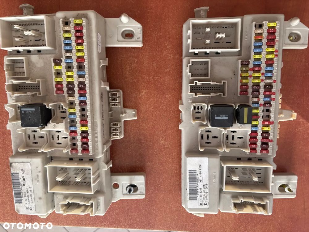 SKRZYNKA BEZPIECZNIKÓW BSI FORD C-MAX MK1 FOCUS MK2 4M5T-14A073-DF 7M5T-14A073-DG - 1