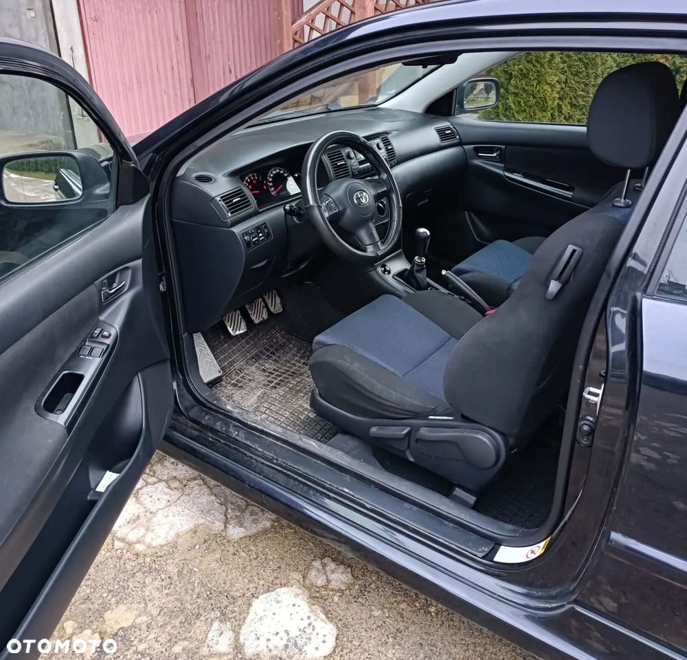 Toyota Corolla 1.6 VVT-i Dynamic - 12