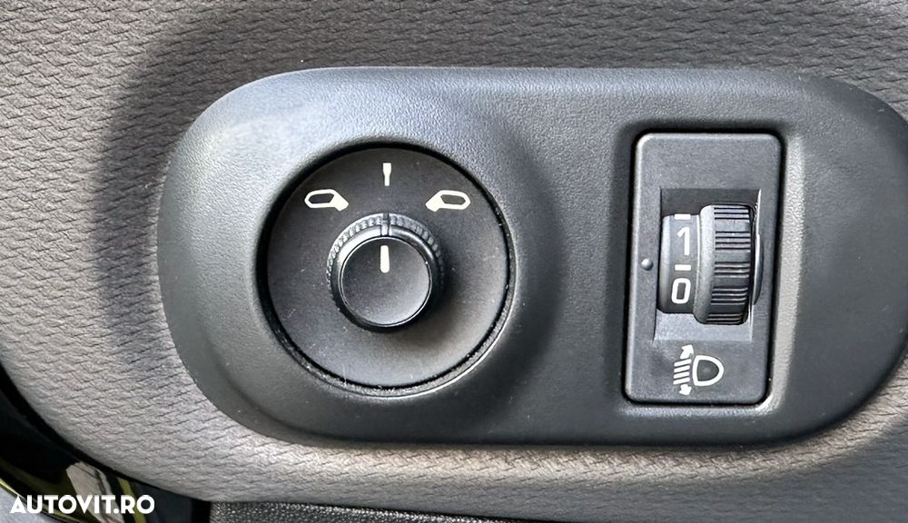Citroën C4 Cactus - 33