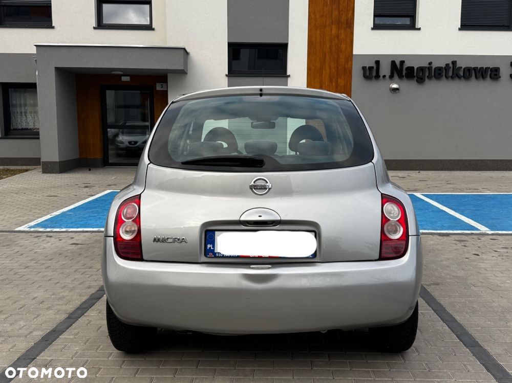 Nissan Micra 1.2 Visia + - 6