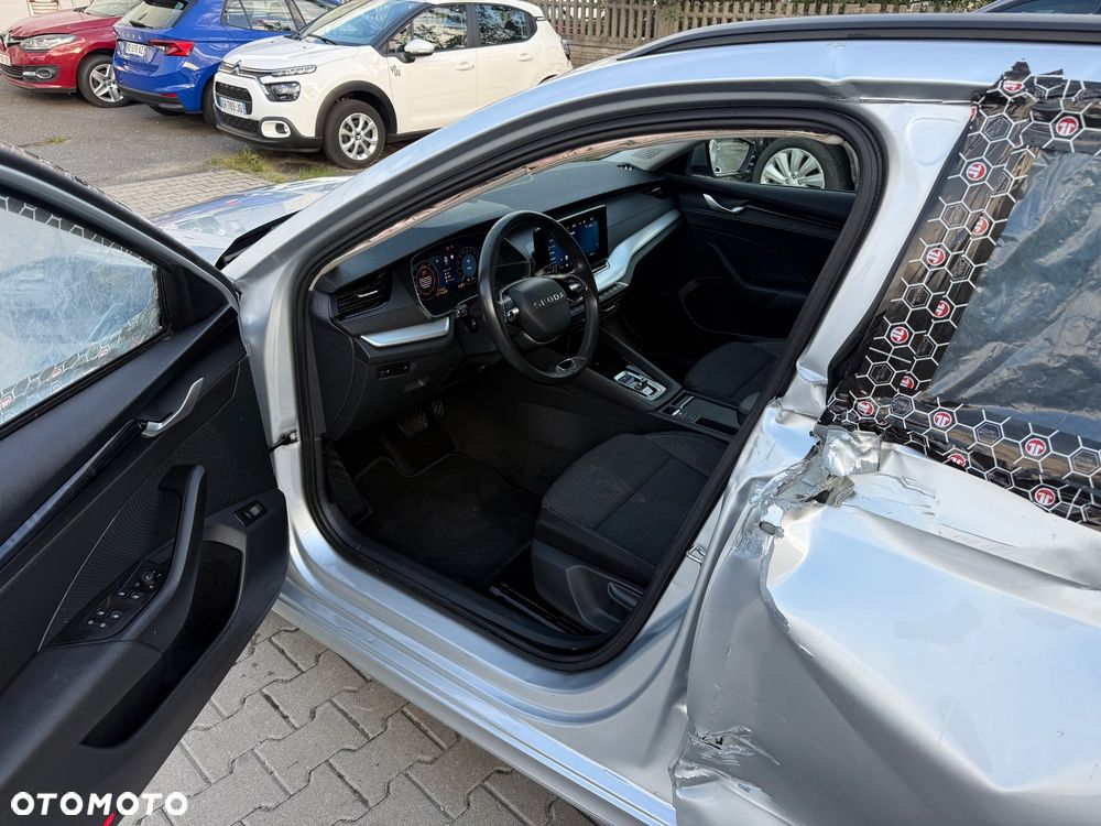 Skoda Octavia 2.0 TDI SCR Clever DSG - 8