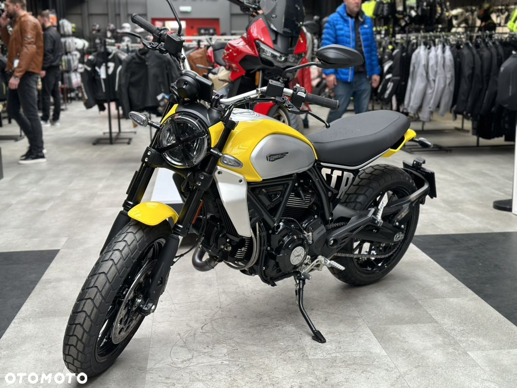 Ducati Scrambler - 8