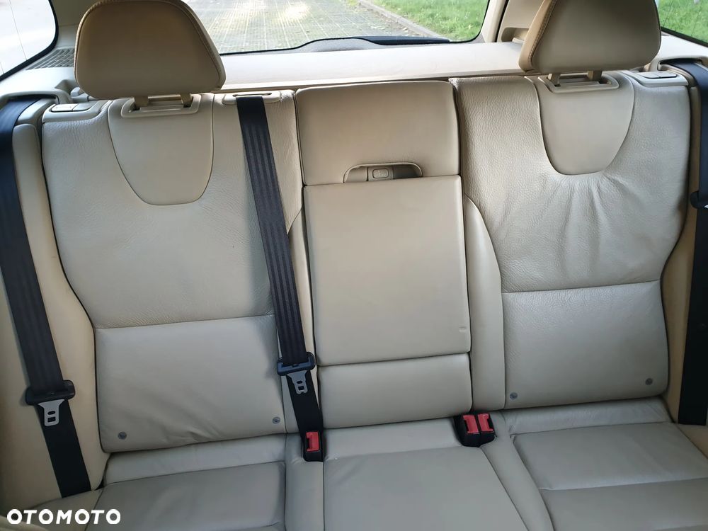 Volvo XC 60 D3 Momentum - 17