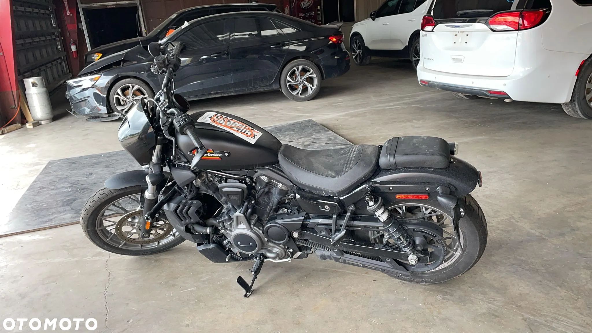 Harley-Davidson Sportster Nightster 975 - 1