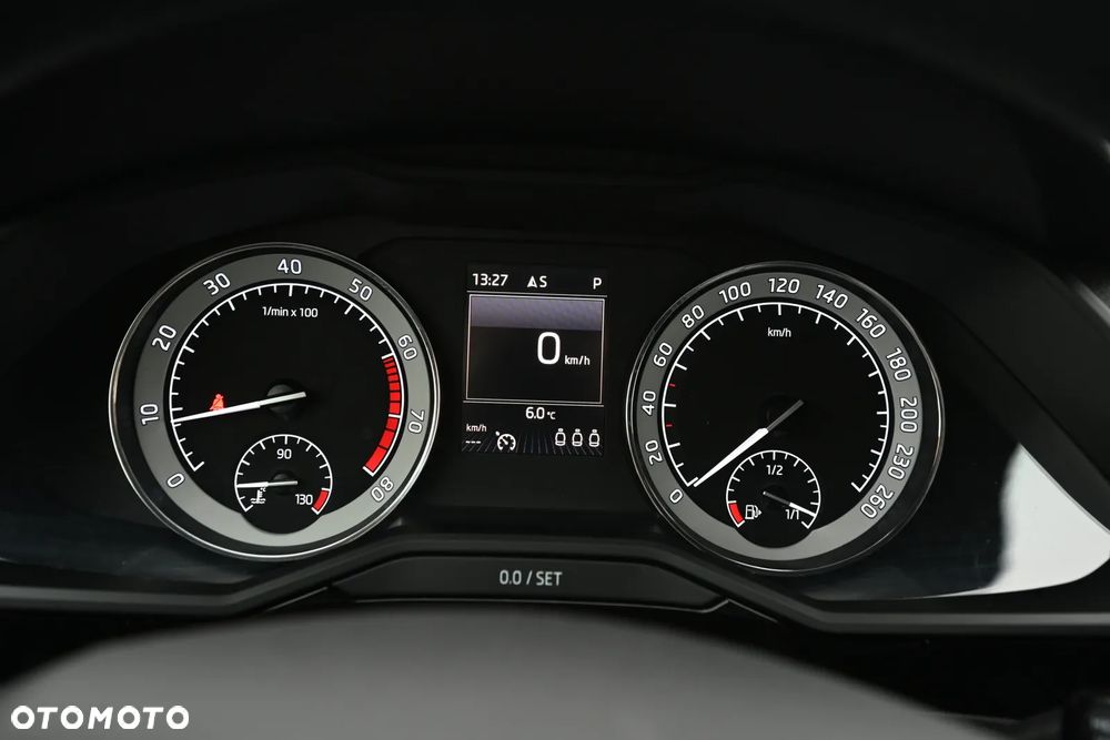 Skoda Superb 2.0 TSI 4x4 L&K DSG - 8