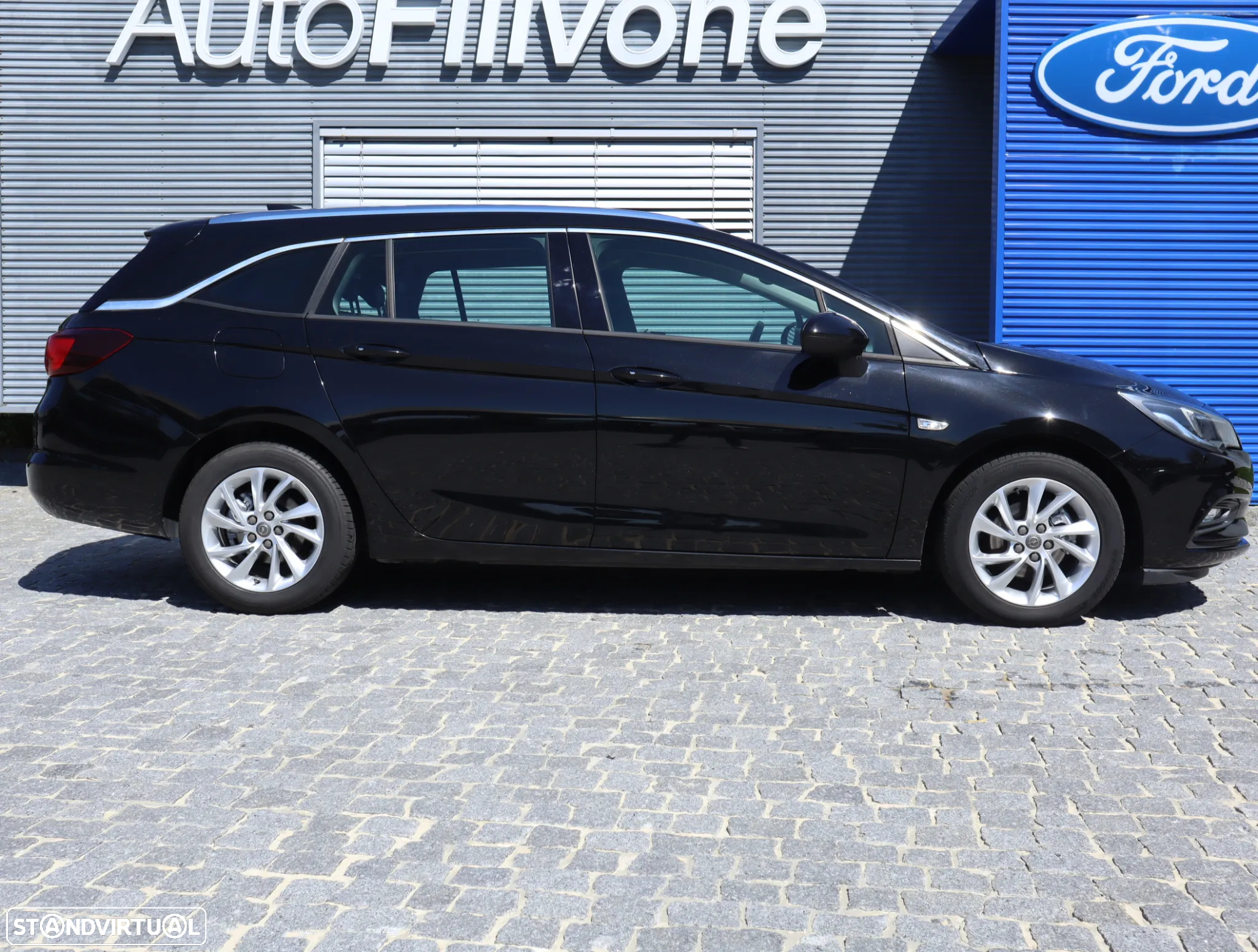 Opel Astra Sports Tourer - 3