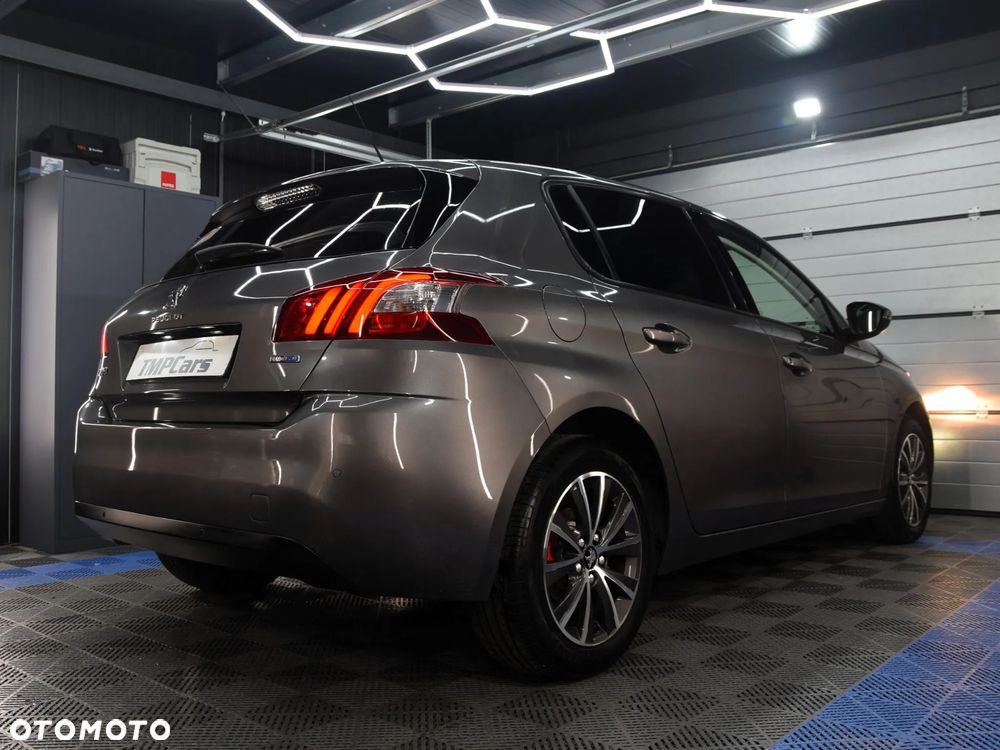 Peugeot 308 - 5