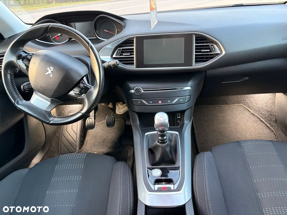 Peugeot 308 PureTech 130 GPF Stop & Start Allure - 11