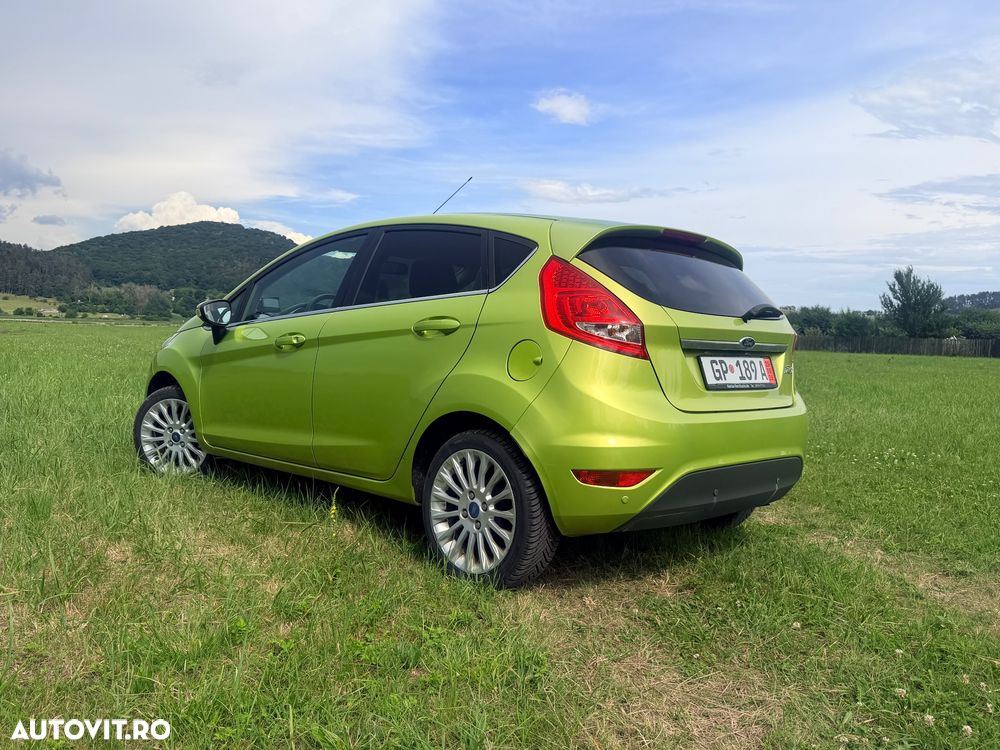 Ford Fiesta - 5