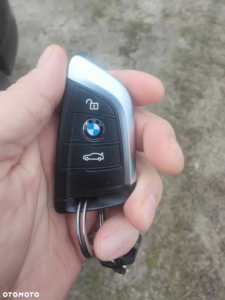 BMW X1 xDrive20d - 12