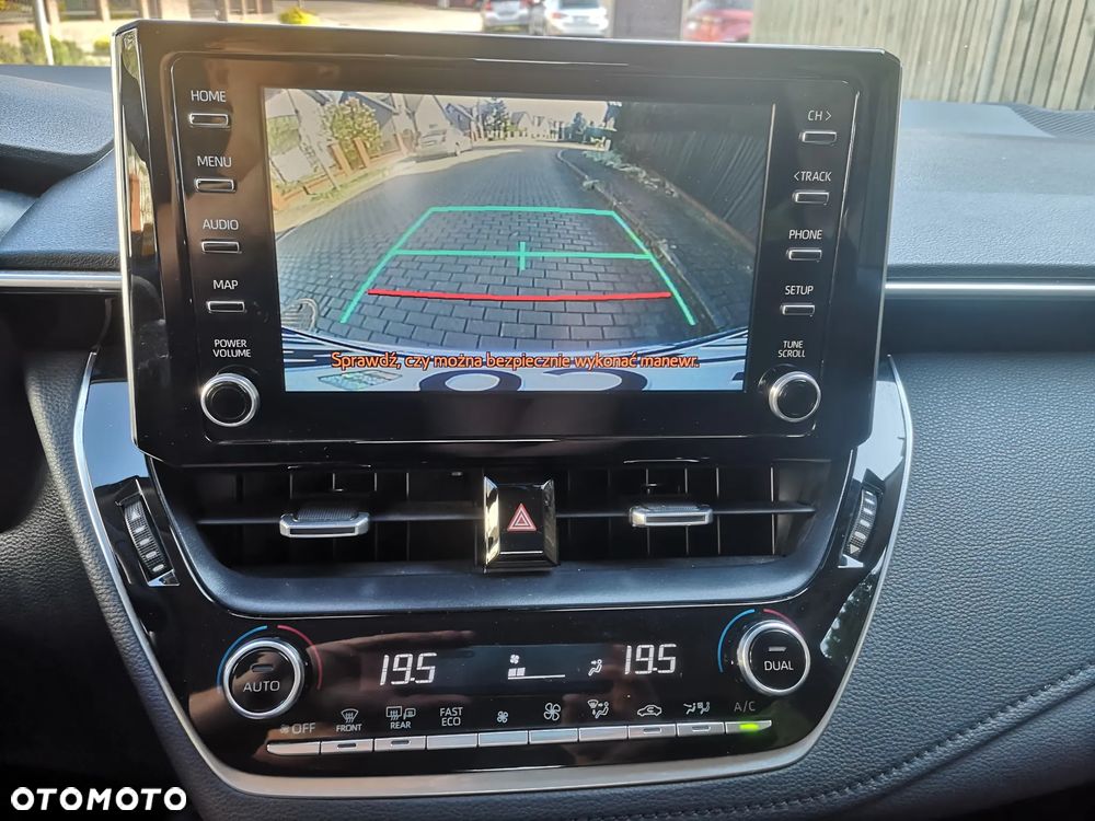 Toyota Corolla 1.5 Comfort - 19