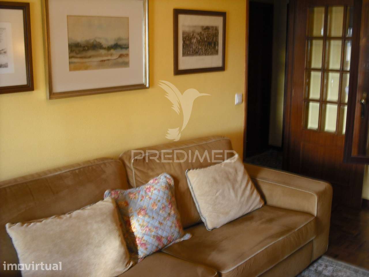 T2, como novo. 2 garagens fechadas; 2 casas de banho; varandas, arr... - Grande imagem: 4/40