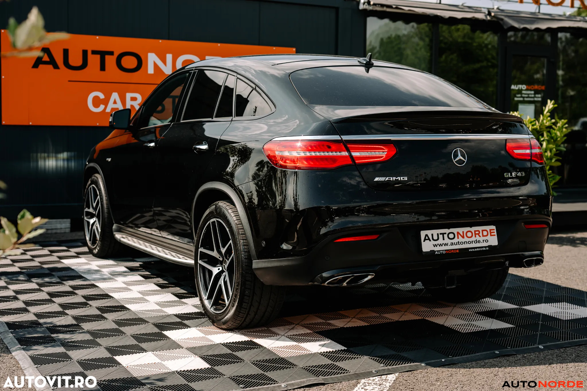 Mercedes-Benz GLE 43 AMG 4MATIC - 9