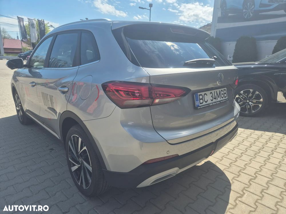 MG ZS HEV 1.5 GSI AT Exclusive - 5