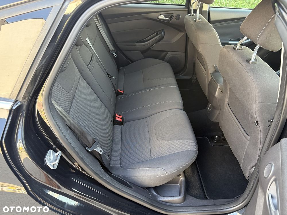 Ford Focus - 12