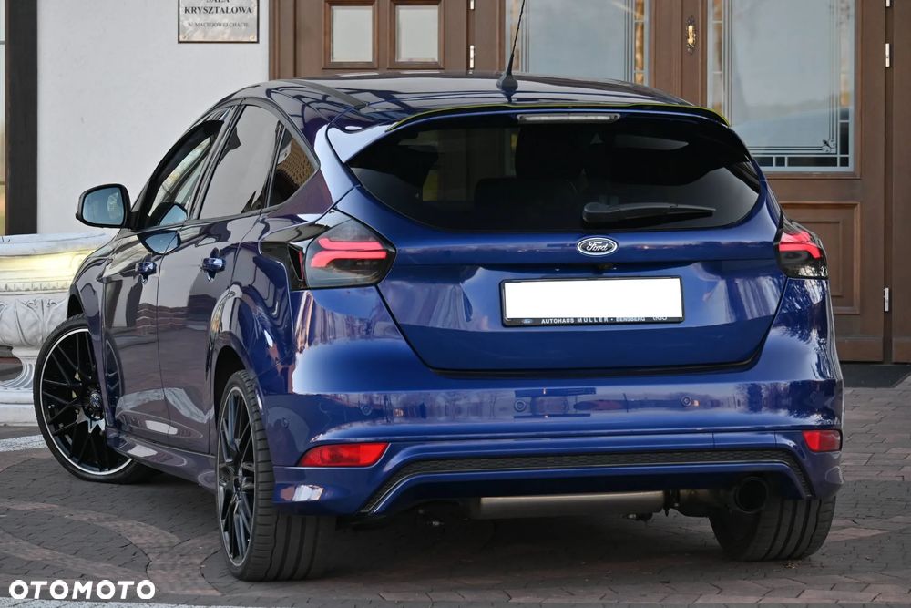 Ford Focus SW 1.5 EcoBoost S&S ST-LINE - 13