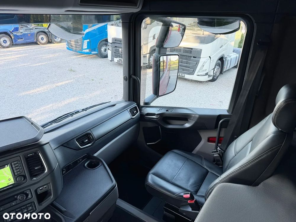 Scania R 450 / ACC / CAŁA NA PODUCHACH  / RETARDER / DUŻA NAVI / VIRTUAL KOKPIT / Z NIEMIEC - 27