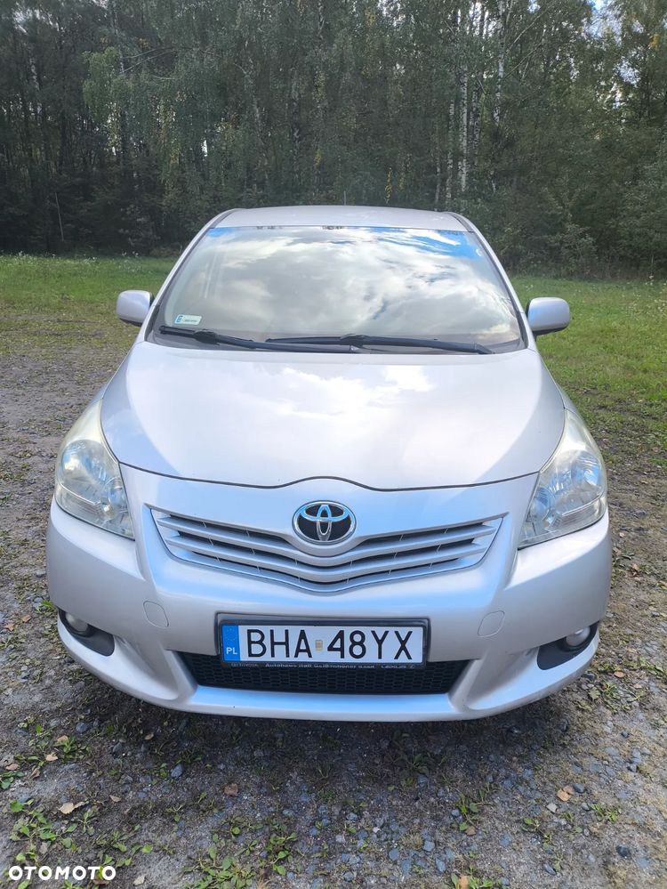 Toyota Verso 2.0 D-4D Luna 7os - 2