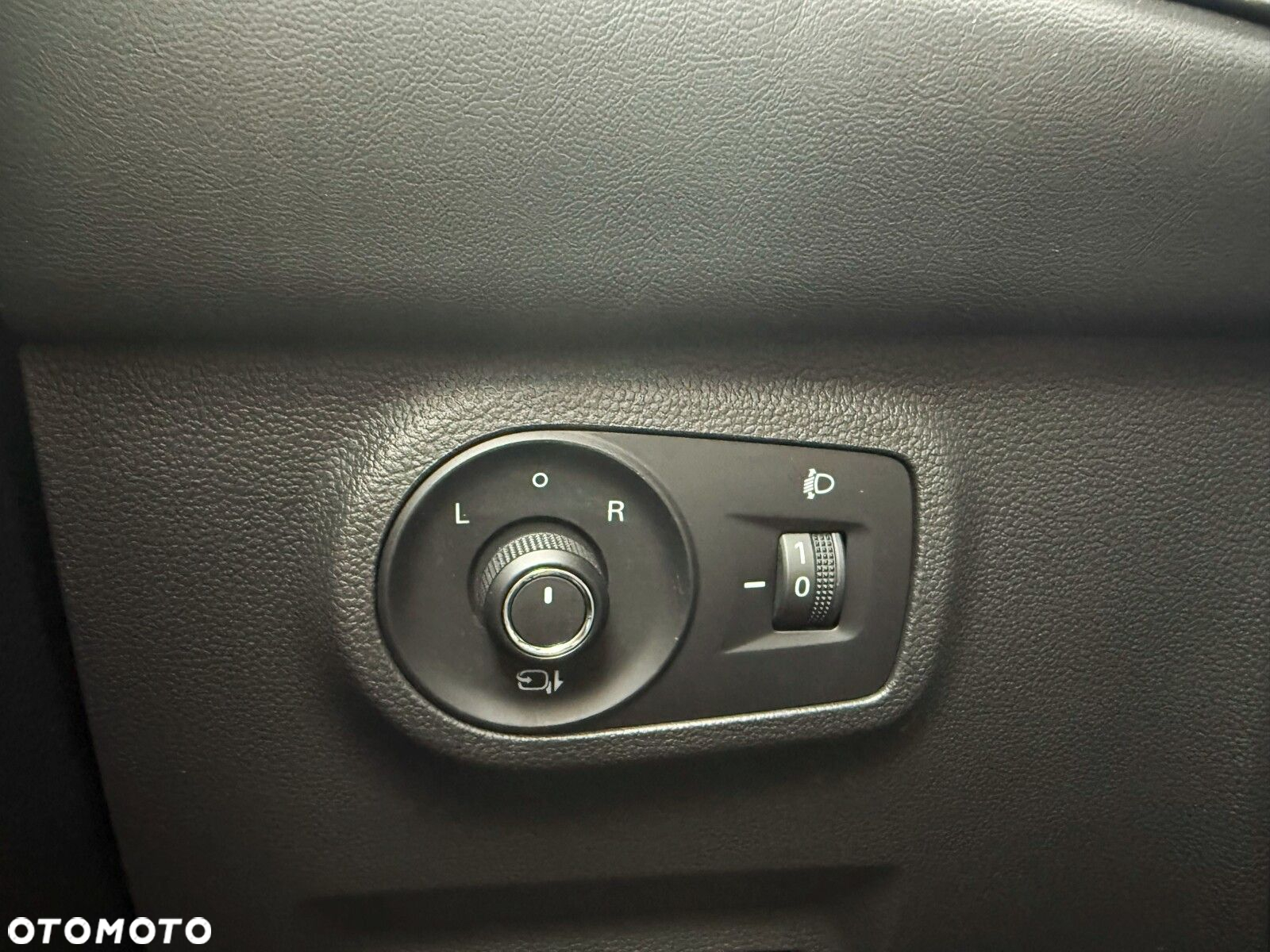 MG ZS 1.5 VTi-Tech Exclusive - 14