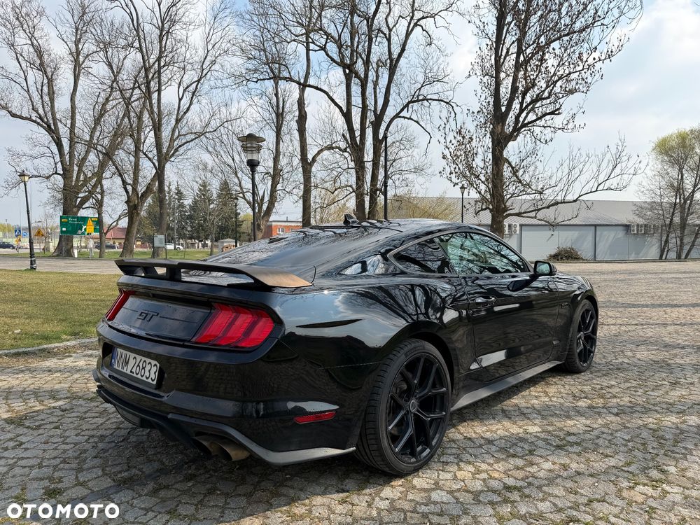 Ford Mustang 5.0 V8 GT - 6