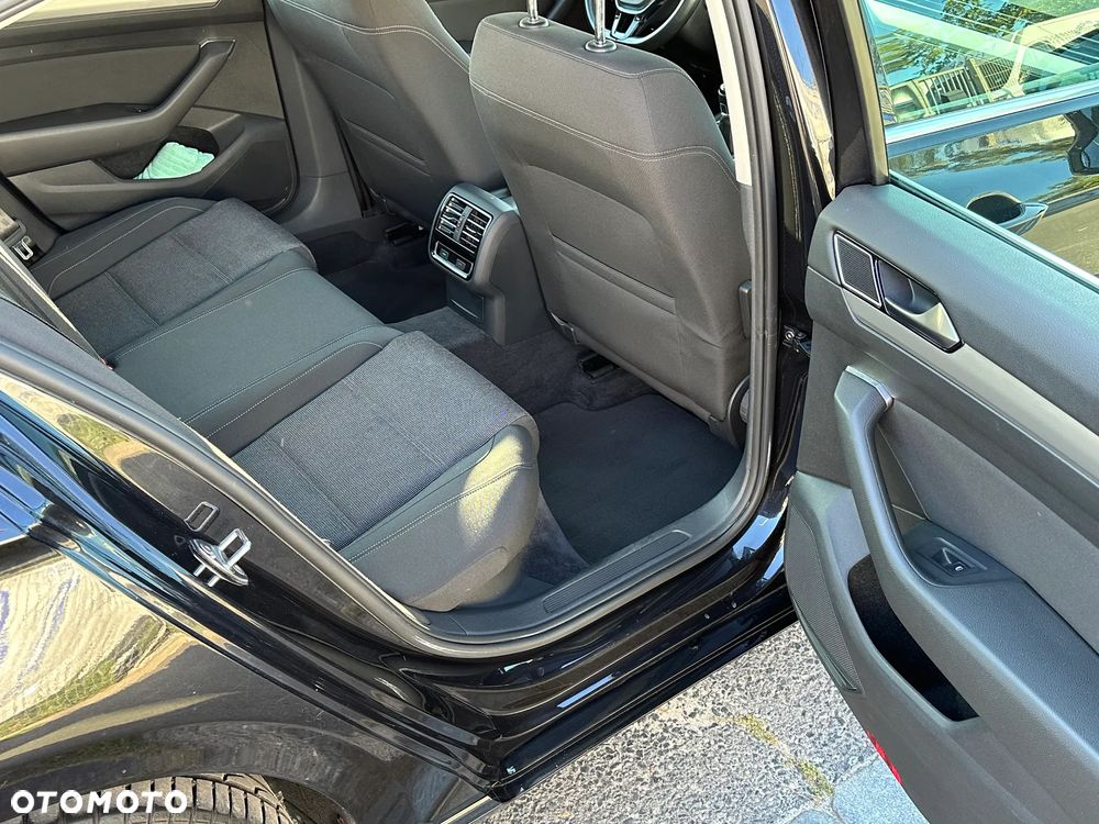 Volkswagen Passat 1.4 TSI BMT Comfortline - 11