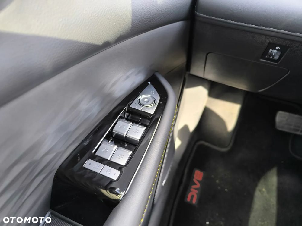 BAIC 5 1.5T Luxury DCT - 23
