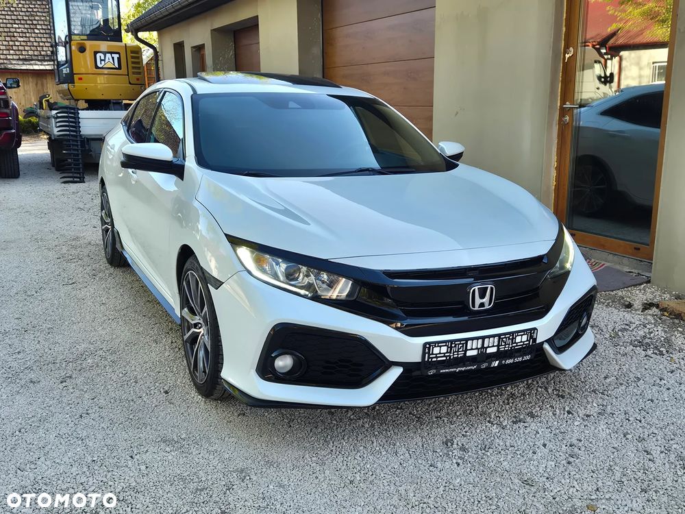 Honda Civic 1.5 i-VTEC Turbo CVT Sport - 26