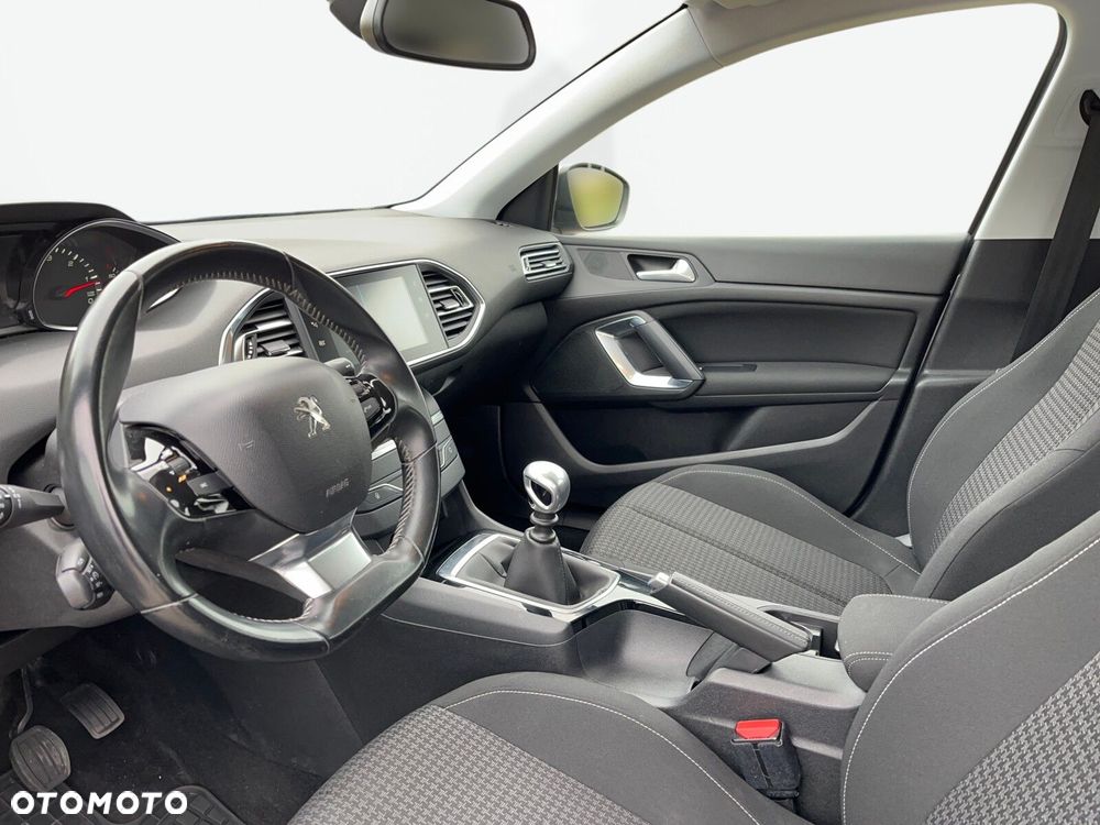 Peugeot 308 - 9