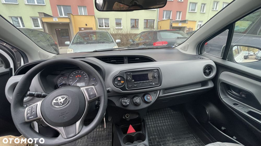Toyota Yaris 1.0 Active EU6 - 6