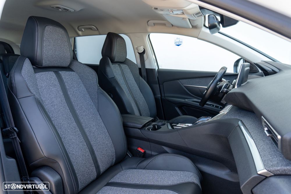 Peugeot 5008 BlueHDI 120 EAT6 Allure - 27