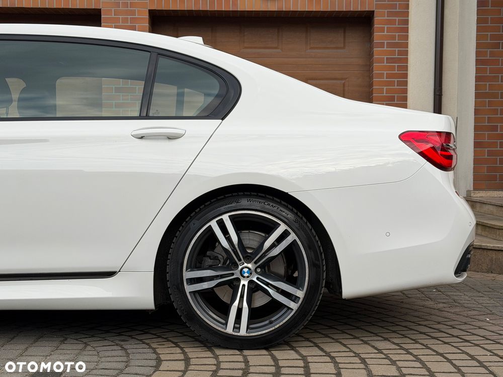 BMW Seria 7 740Li - 7