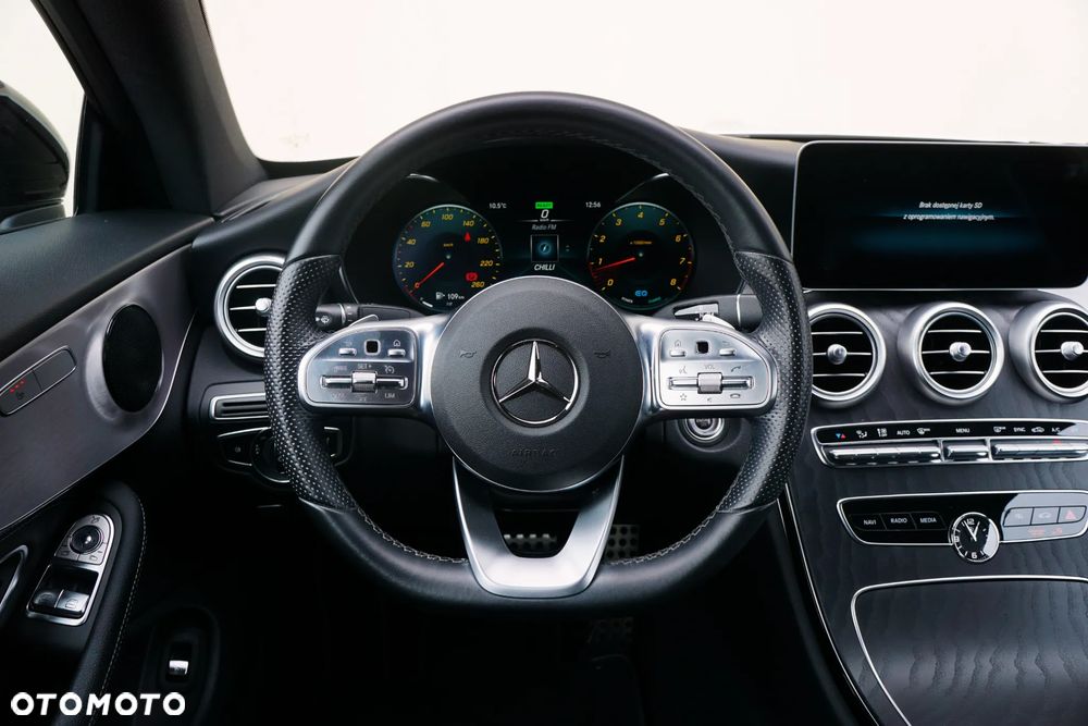 Mercedes-Benz Klasa C 200 4MATIC 9G-TRONIC - 22