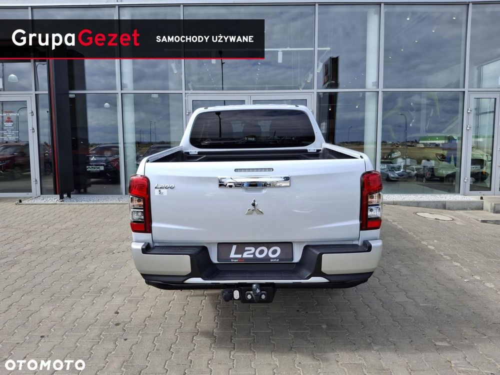 Mitsubishi L200 2.2 d DC Instyle Plus