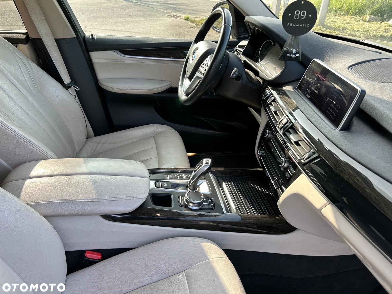 BMW X5 xDrive35i - 15