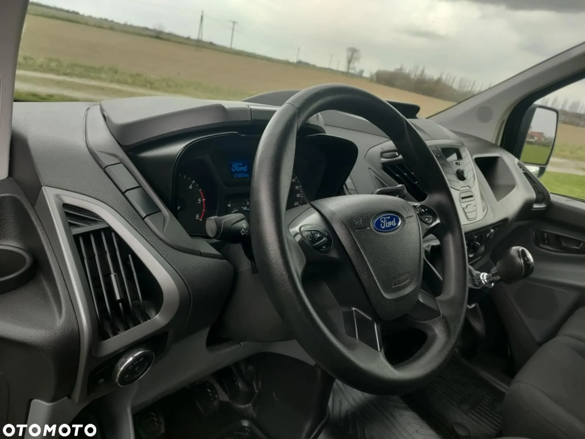 Ford TRANSIT CUSTOM - 16
