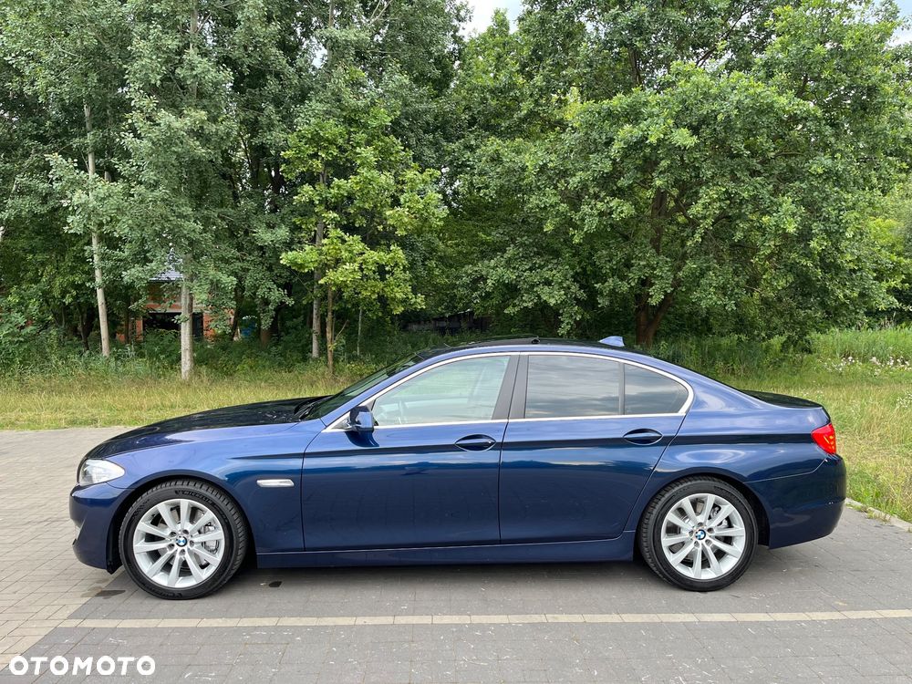 BMW Seria 5 535i xDrive - 4
