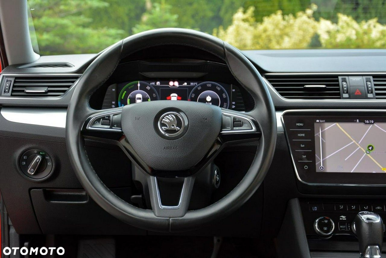 Skoda Superb Combi 1.4 TSI iV DSG Style - 27