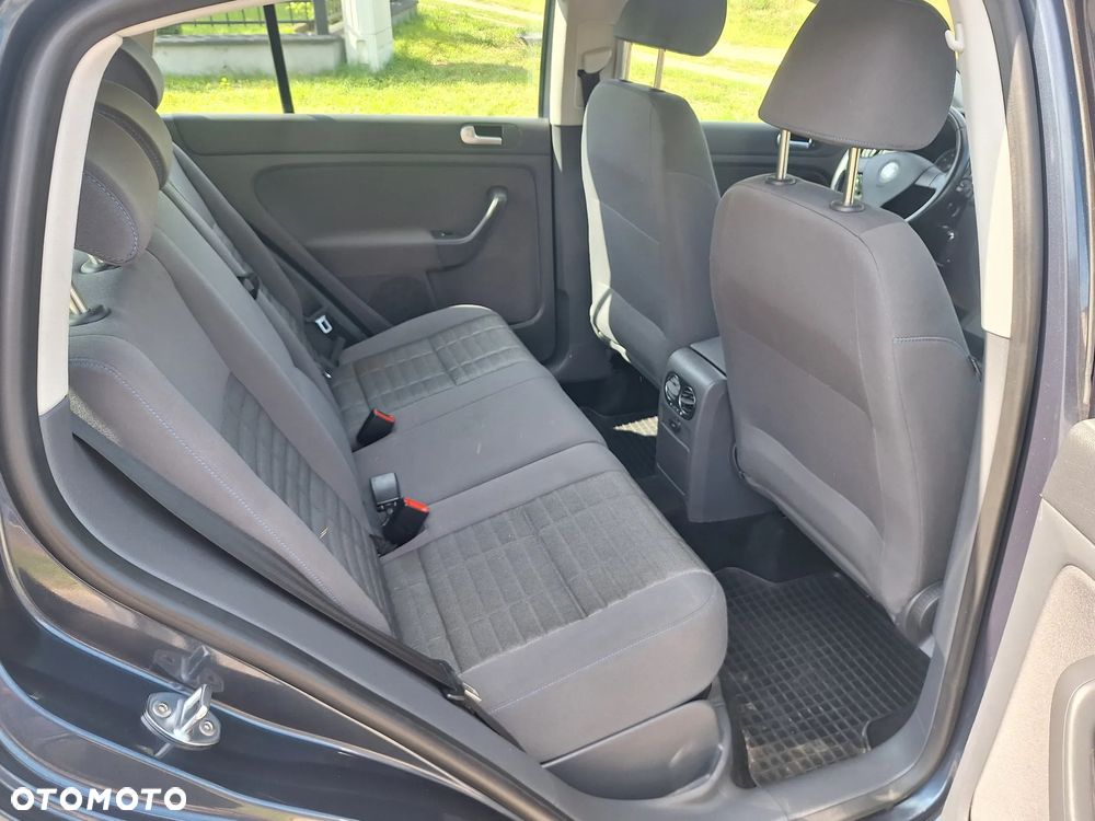 Volkswagen Golf Plus - 9