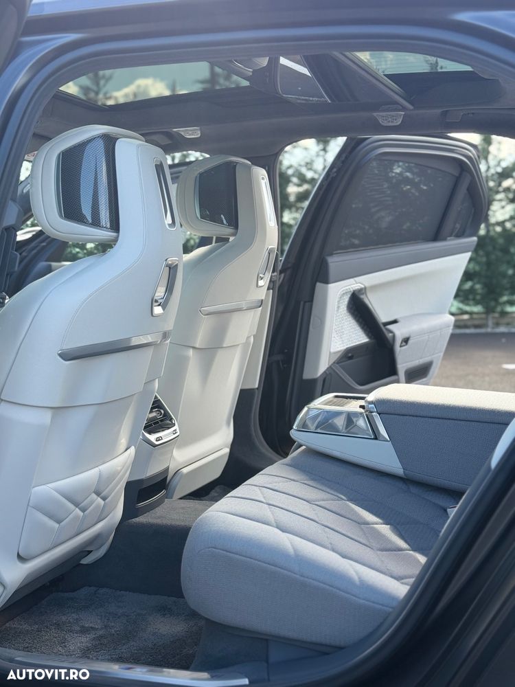 BMW M7 M760e xDrive - 18