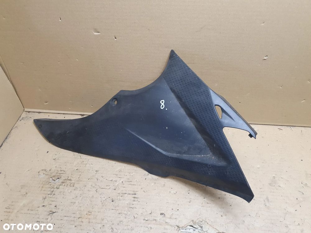 Honda CB 500F 2013 Wypełnienie pod siedzenie prawe - 1