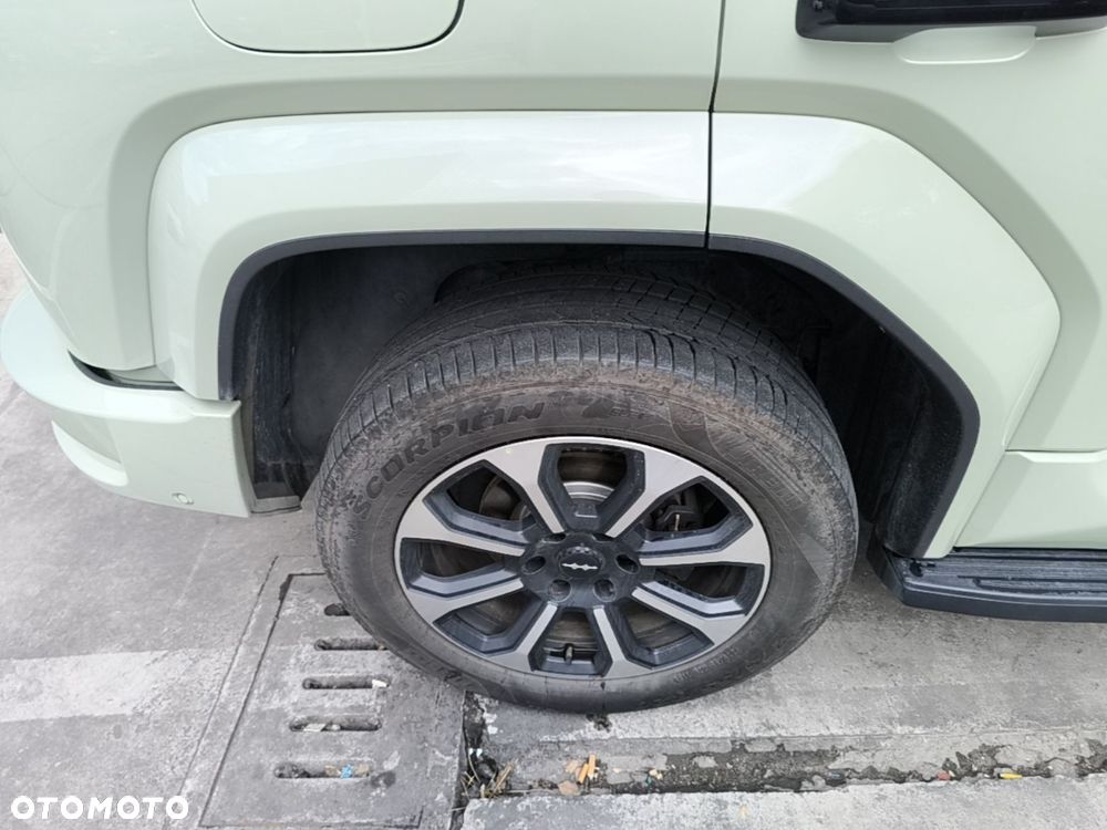 BYD Leopard 5 - 11